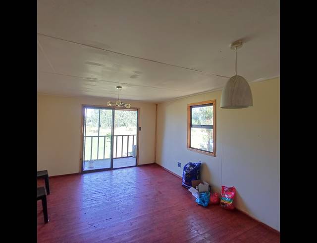 2.10HA SMALLHOLDING FOR SALE IN NELSONIA